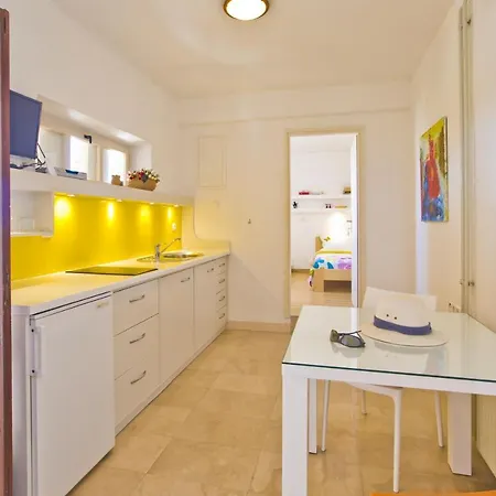 Apartment Castle Stambuk *
