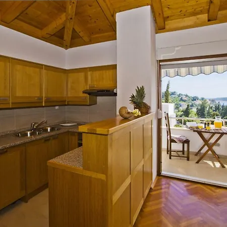Castle Stambuk Apartment *