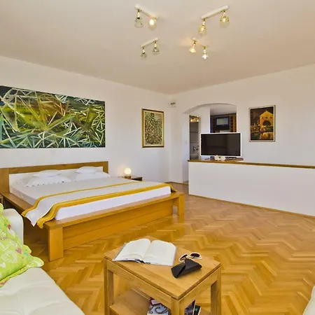 Apartment Castle Stambuk *