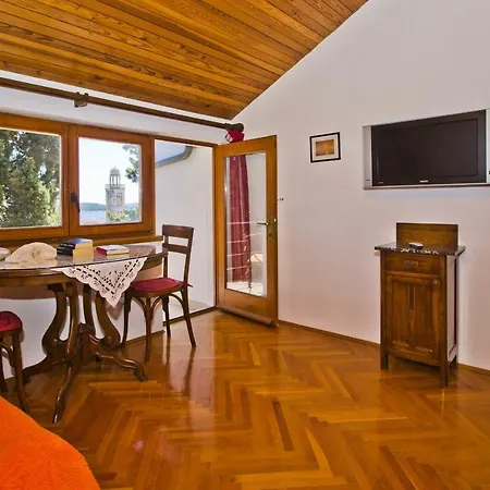 Castle Stambuk Apartment *