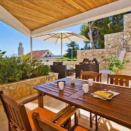 Castle Stambuk Apartment Hvar Town
