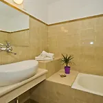 Castle Stambuk Apartamento *