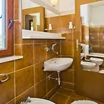 Castle Stambuk Apartamento *