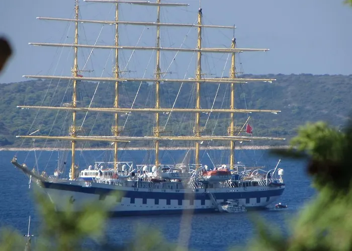 Castle Stambuk Hvar Town